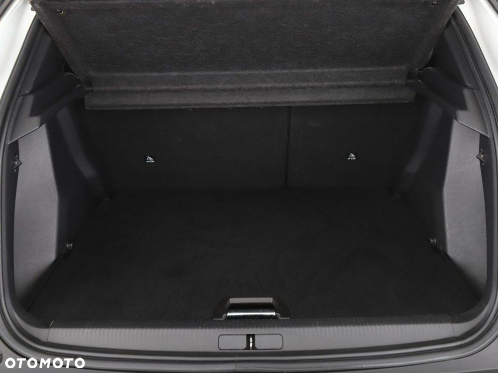 Peugeot 2008 1.2 PureTech GT Line S&S EAT8 - 20