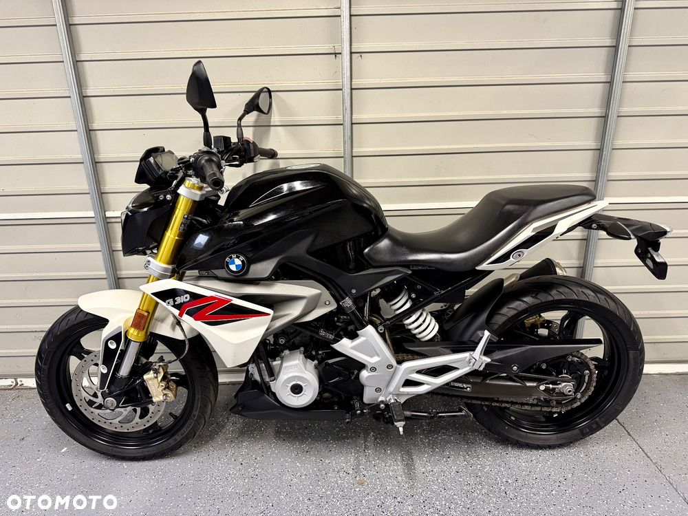 BMW G - 12