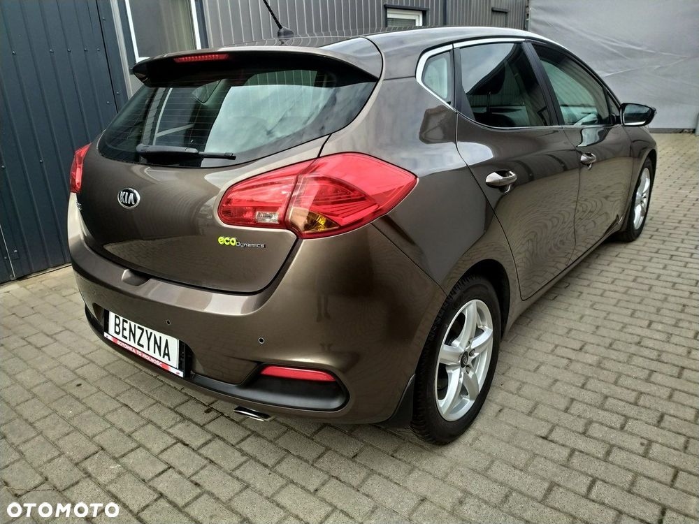 Kia Ceed 1.6 GDI Dream Team Edition - 7