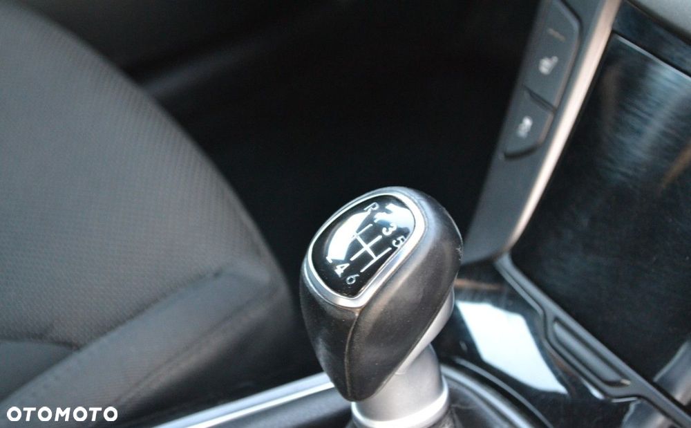 Hyundai i40 Kombi 1.6 Trend - 34
