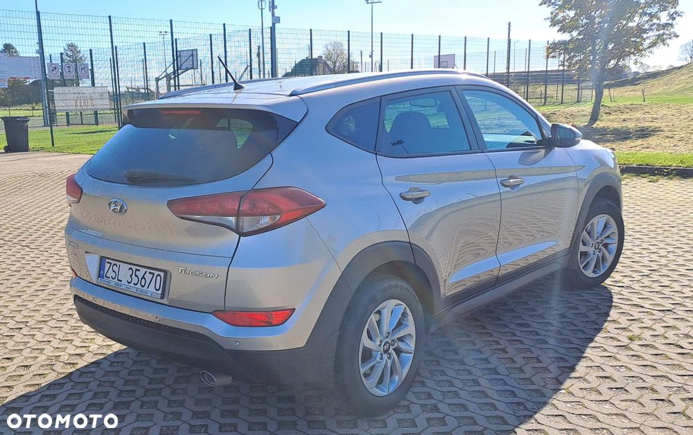 Hyundai Tucson 1.6 GDI BlueDrive Comfort 2WD - 14