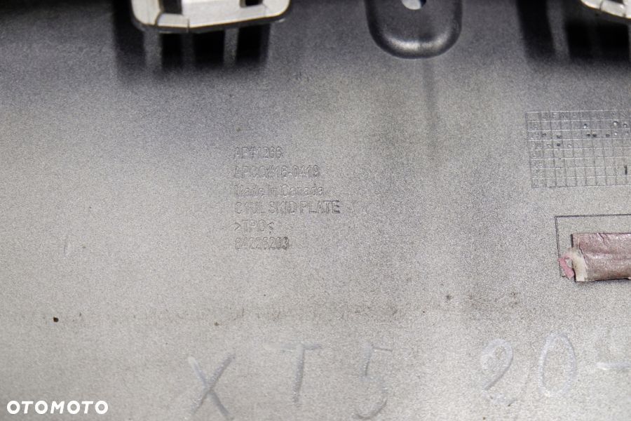 CADILLAC XT5 2020 ZDERZAK PRZÓD LISTWA USA - 6