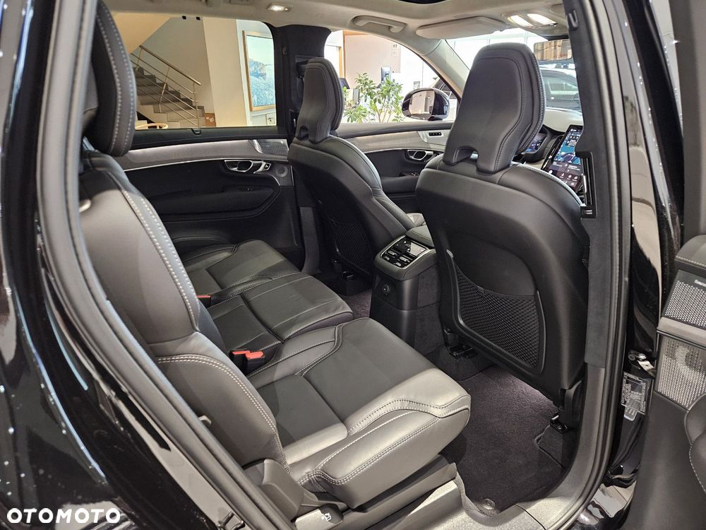 Volvo XC 90 - 29