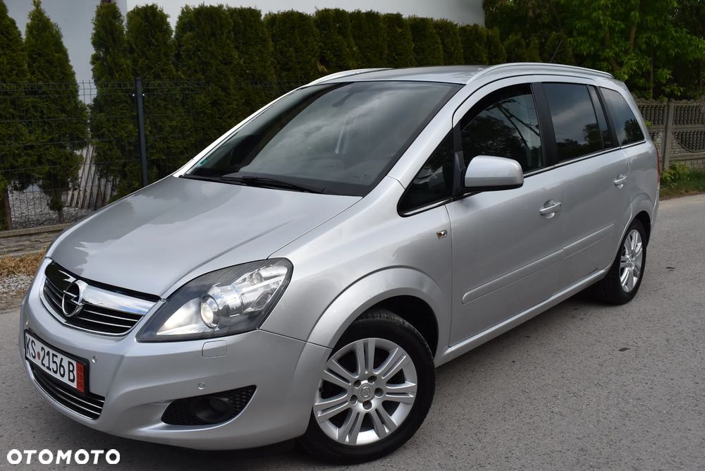 Opel Zafira 1.8 Cosmo - 20