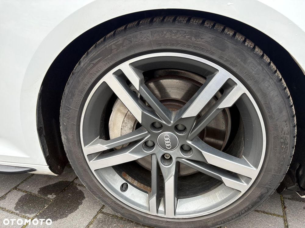 Audi A4 Limousine - 37