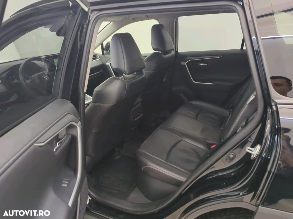 Toyota RAV4 2.5 VVT-iE 4x4 Luxury - 11