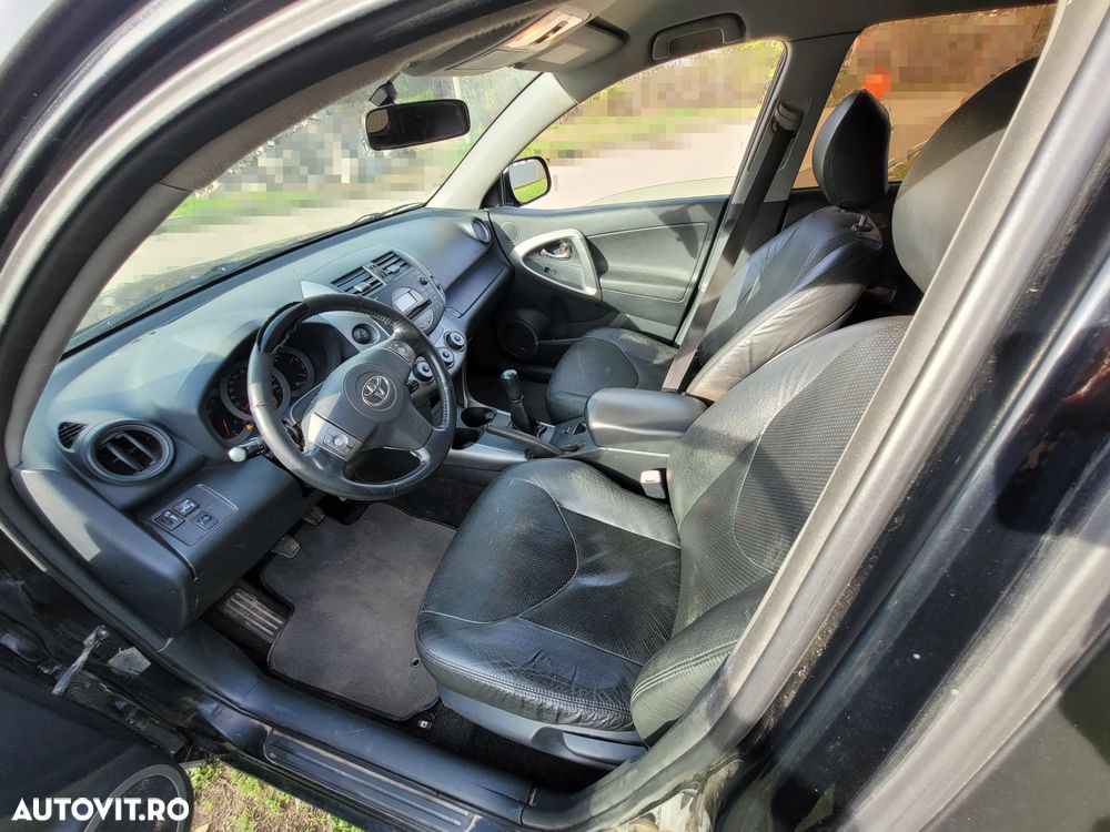 Toyota RAV4 2.0 Confort - 8