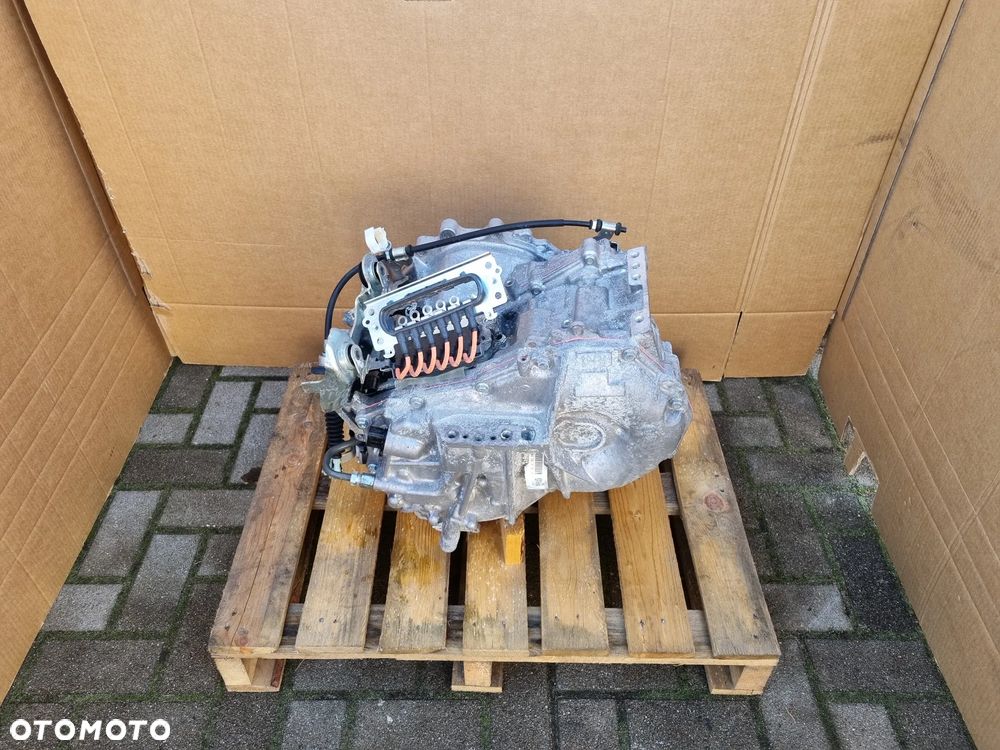 TOYOTA YARIS IV 1.5 HYBRYDA SKRZYNIA BIEGÓW 1H0120 - 4