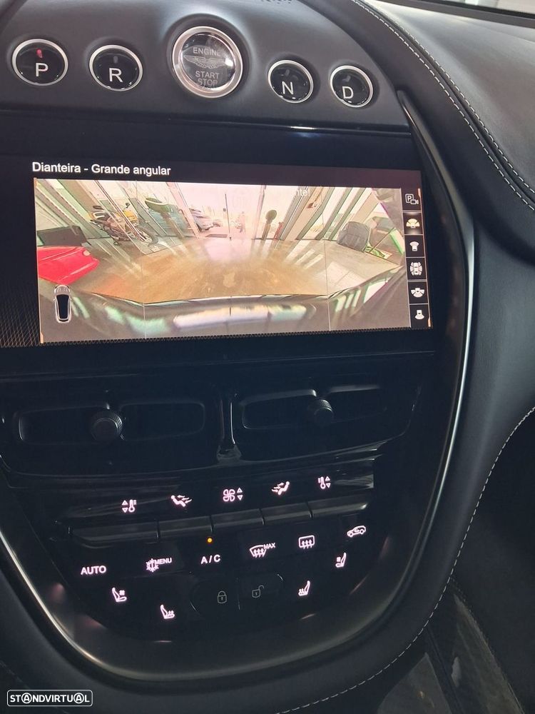 Aston Martin DBX 707 - 17