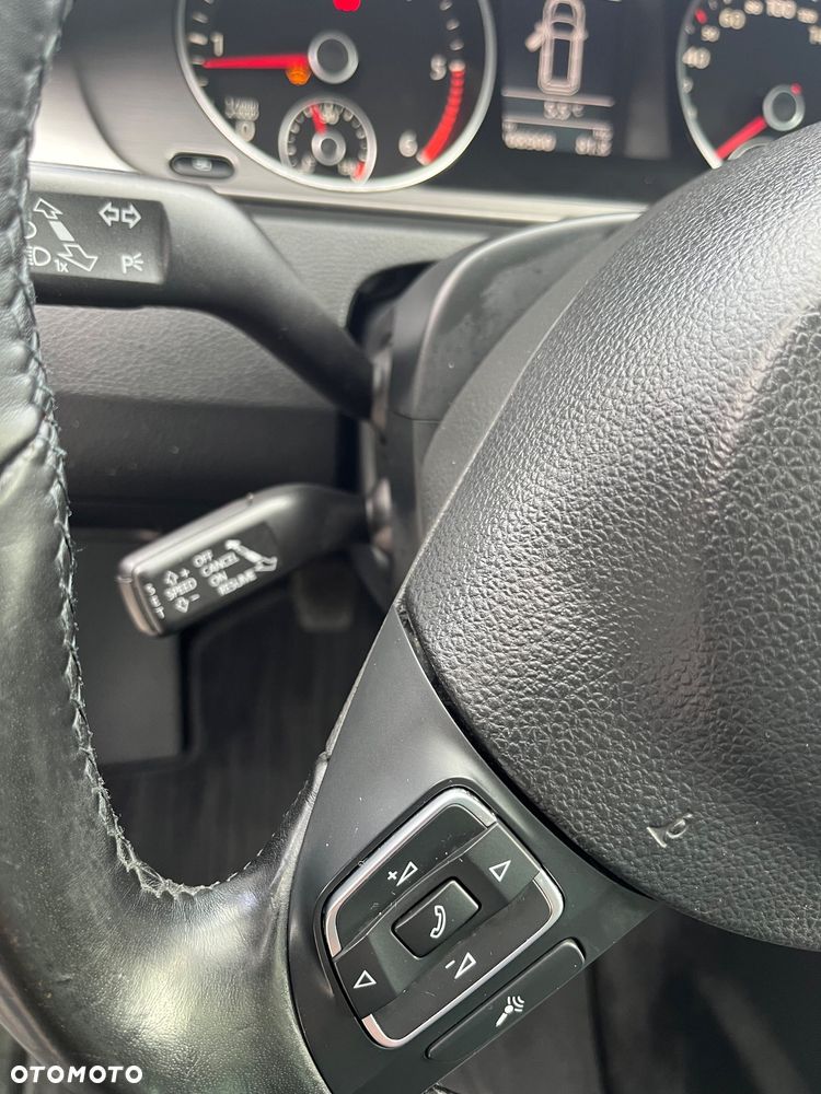 Volkswagen Passat 1.6 TDI Perfectline - 22