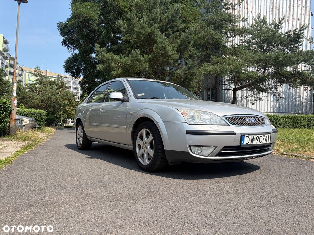 Ford Mondeo 1.8 SCi Ghia - 9