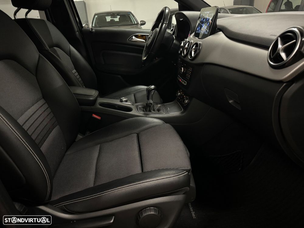 Mercedes-Benz B 180 d Urban - 18