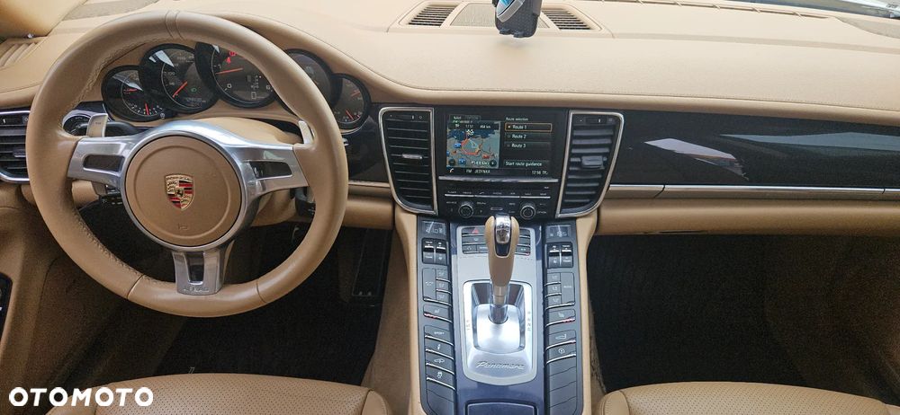 Porsche Panamera Diesel Platinum Edition - 38