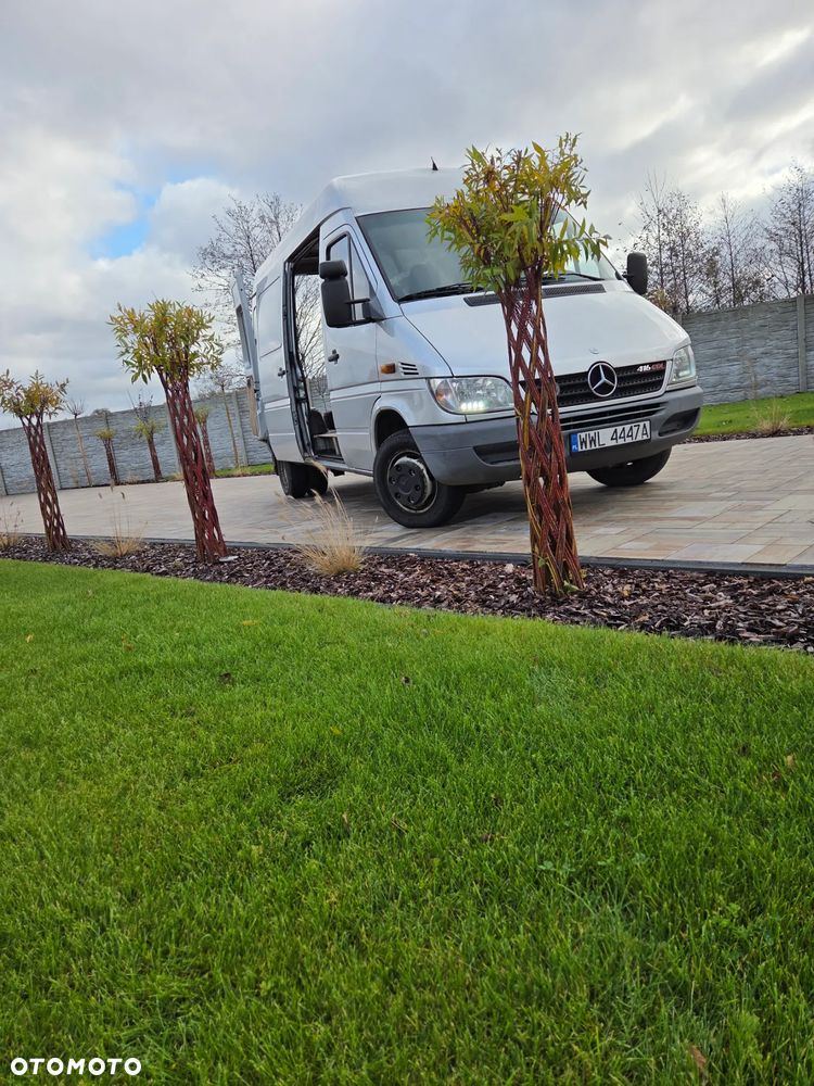Mercedes-Benz Sprinter - 3