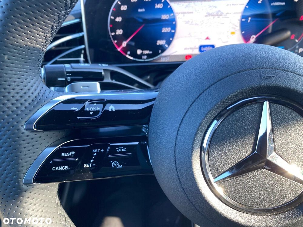 Mercedes-Benz Klasa E - 13