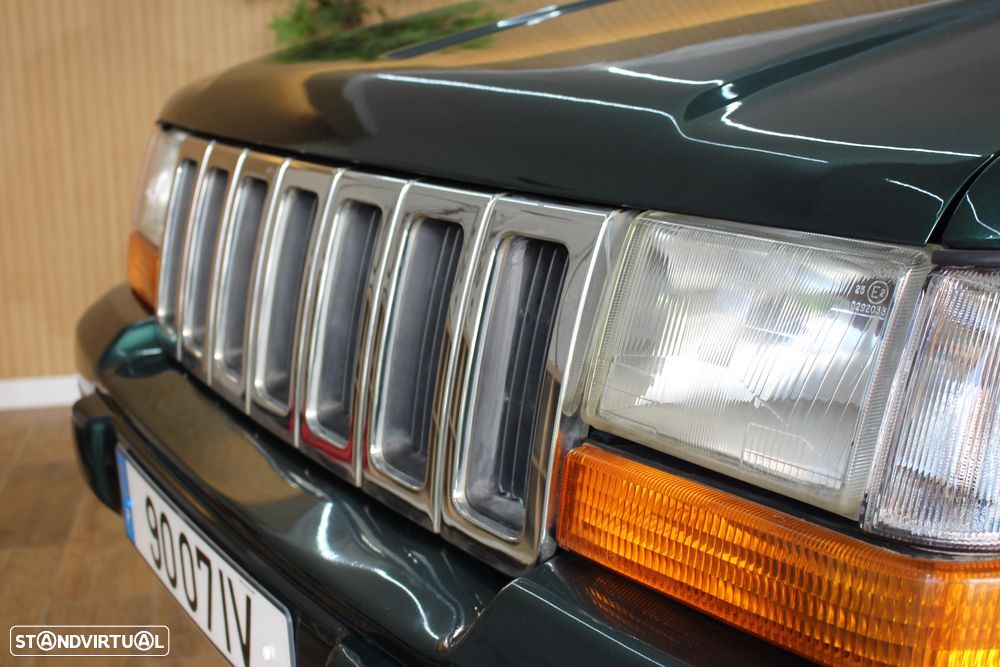 Jeep Grand Cherokee 2.5 TD Laredo - 12
