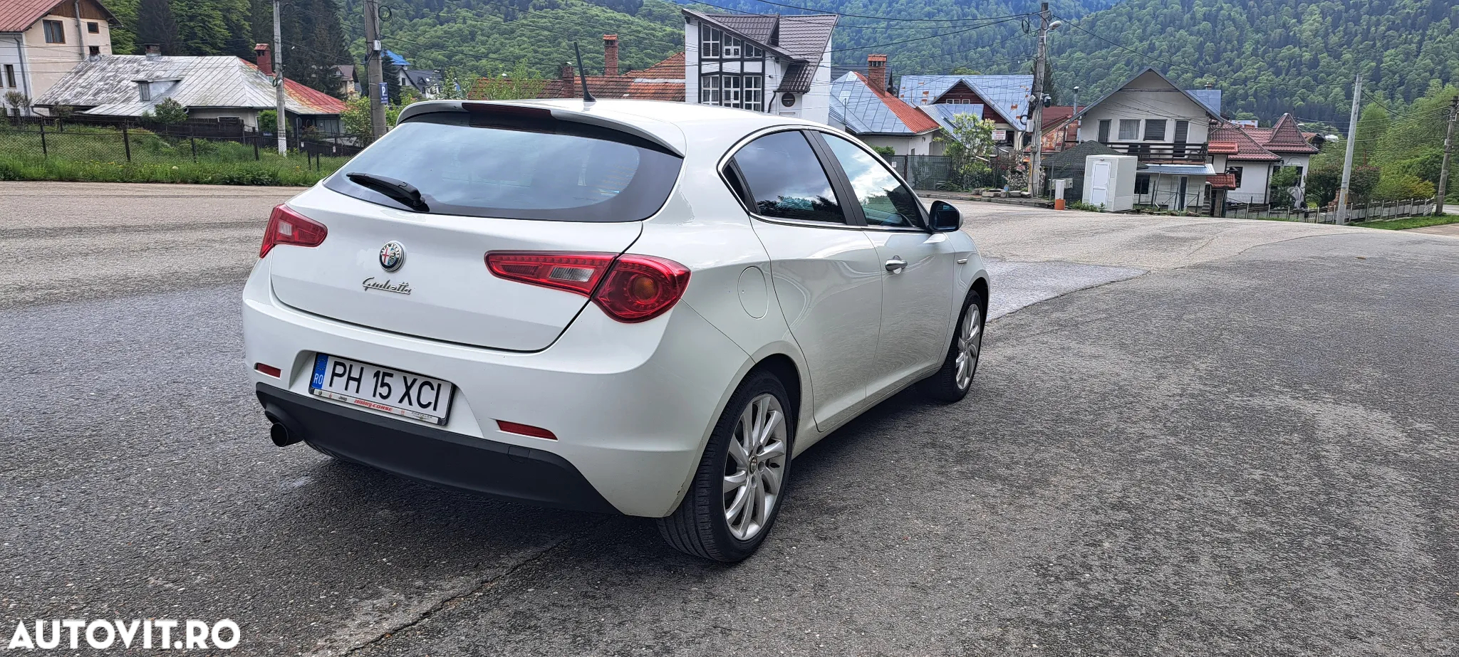Alfa Romeo Giulietta 1.4 T-Jet Distinctive - 4