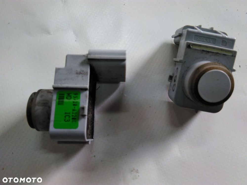 KIA CEED II CZUJNIK PDC COFANIA 95720-A2200 12-17 - 1