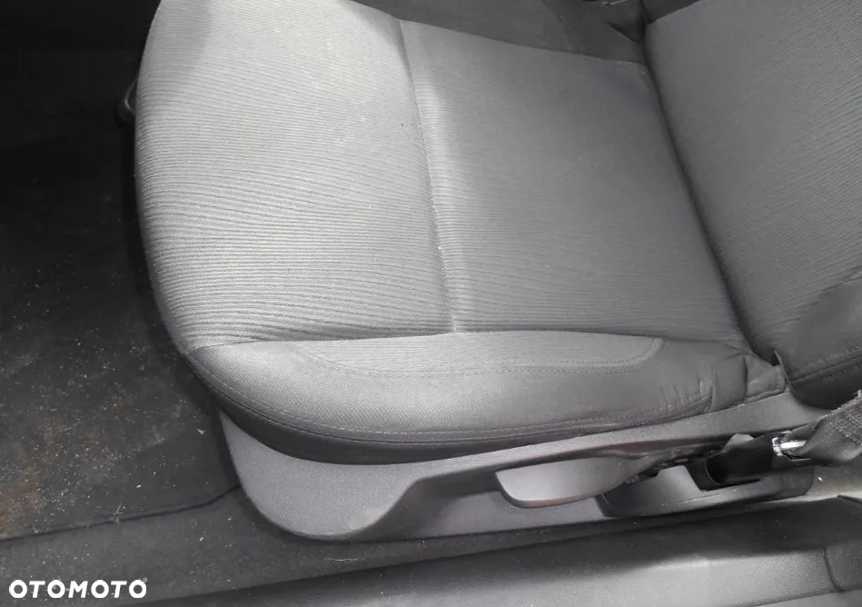 Fotel kierowcy pasażera Renault Laguna III 2009r hb hatchback - 2