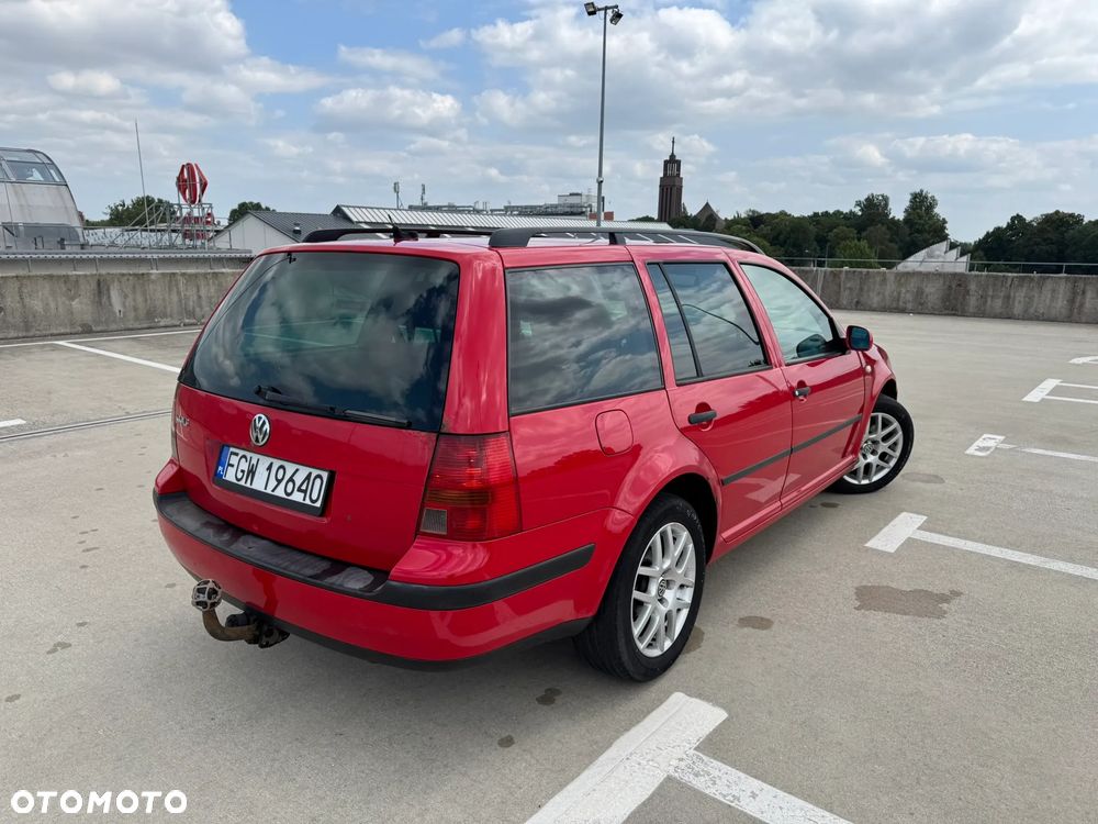Volkswagen Golf - 4