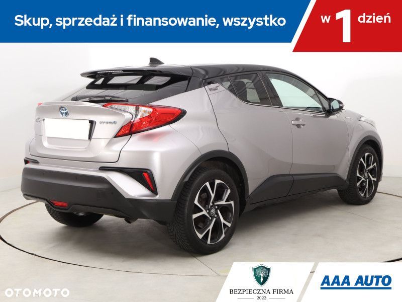 Toyota C-HR - 7