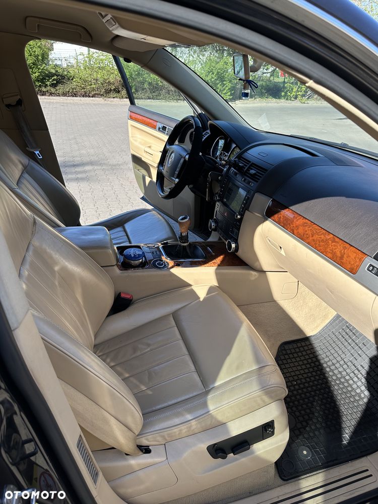 Volkswagen Touareg 3.0 V6 TDI DPF - 11