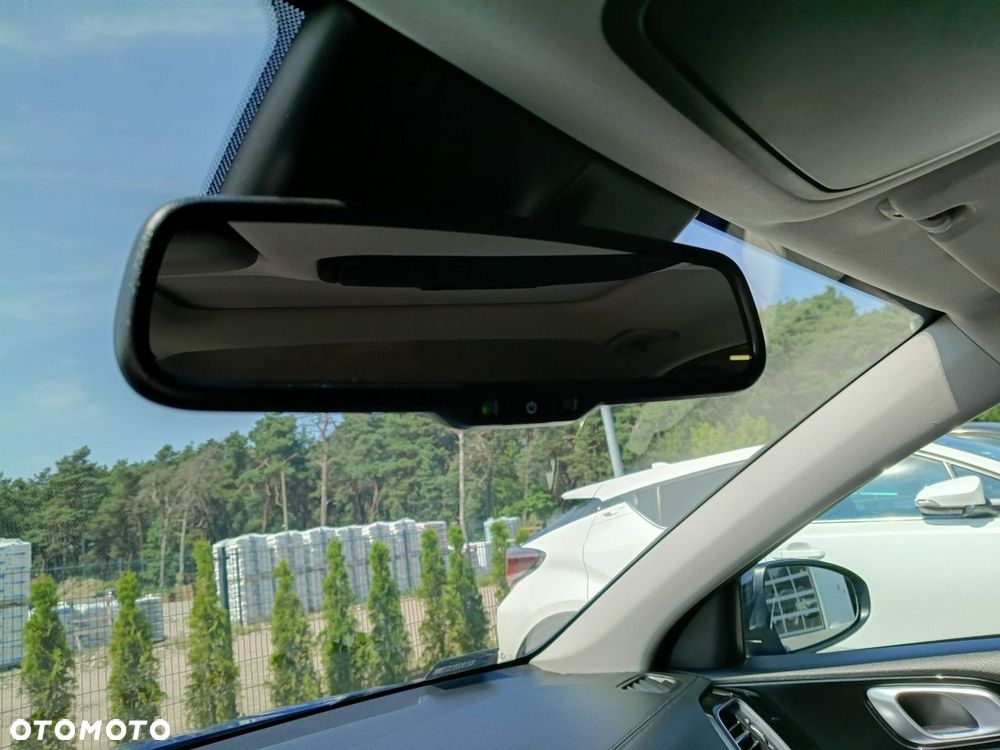 Kia XCeed - 36