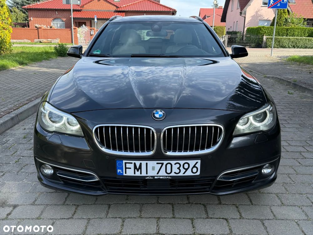 BMW Seria 5 530d Touring Luxury Line - 2