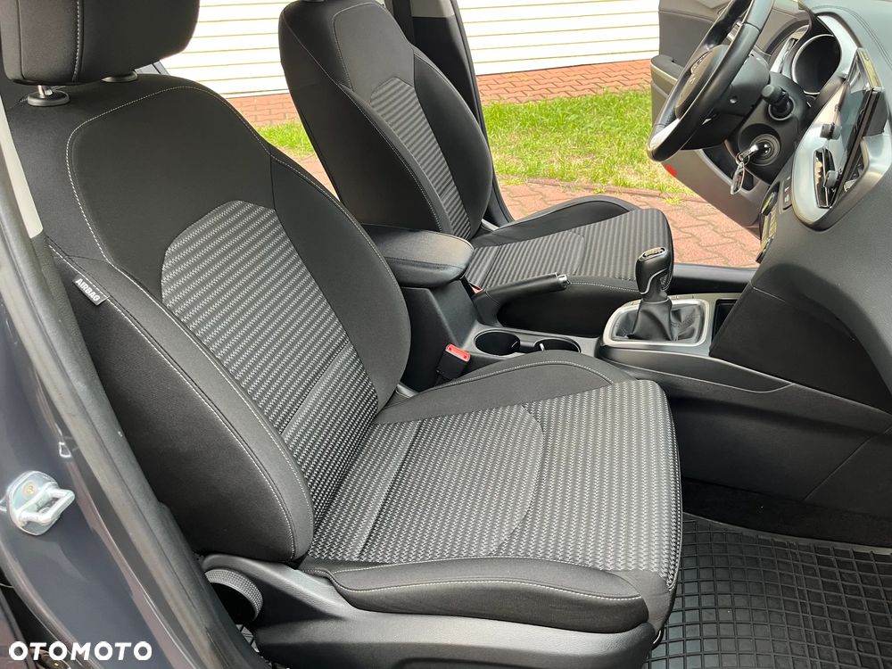 Kia Ceed 1.5 T-GDI M - 22