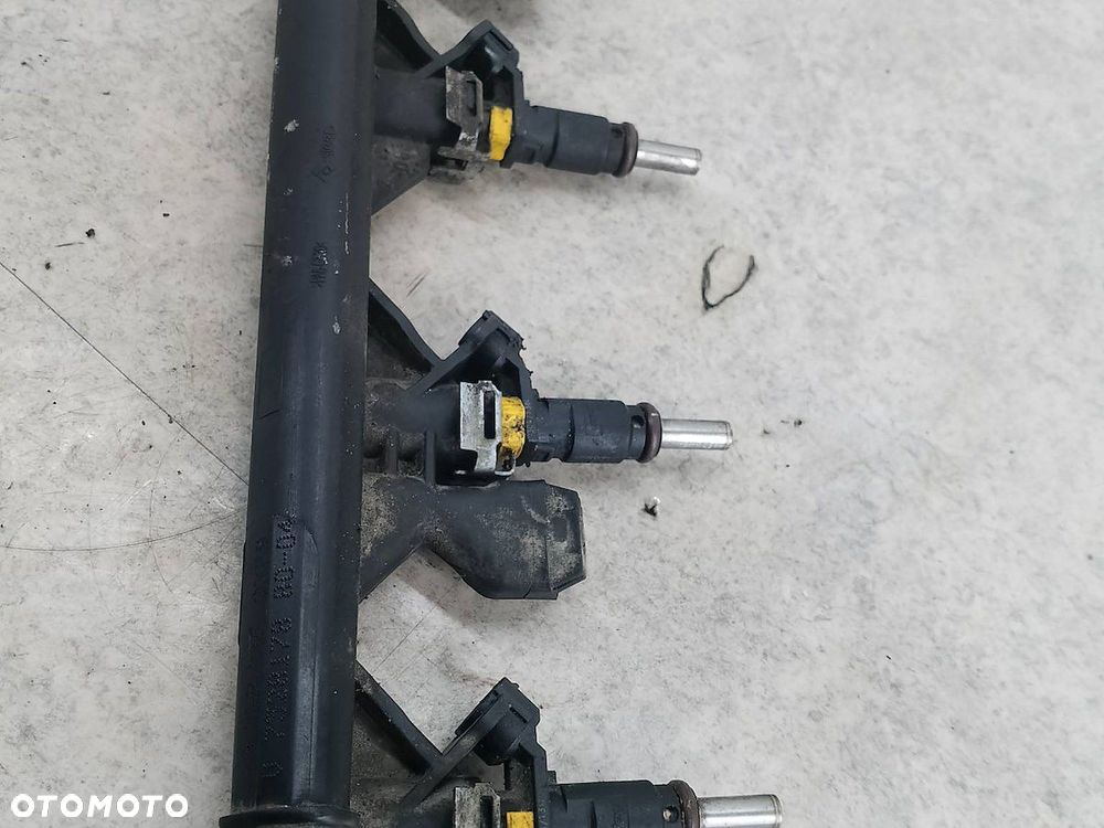 LISTWA WTRYSKOWA BENZYNA MINI R56 V752817880 1.6 16V - 4