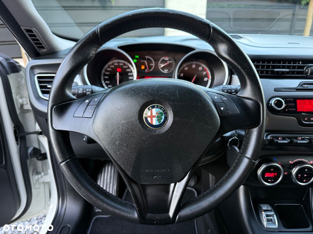 Alfa Romeo Giulietta 1.4 TB 16V Multiair Collezione - 17