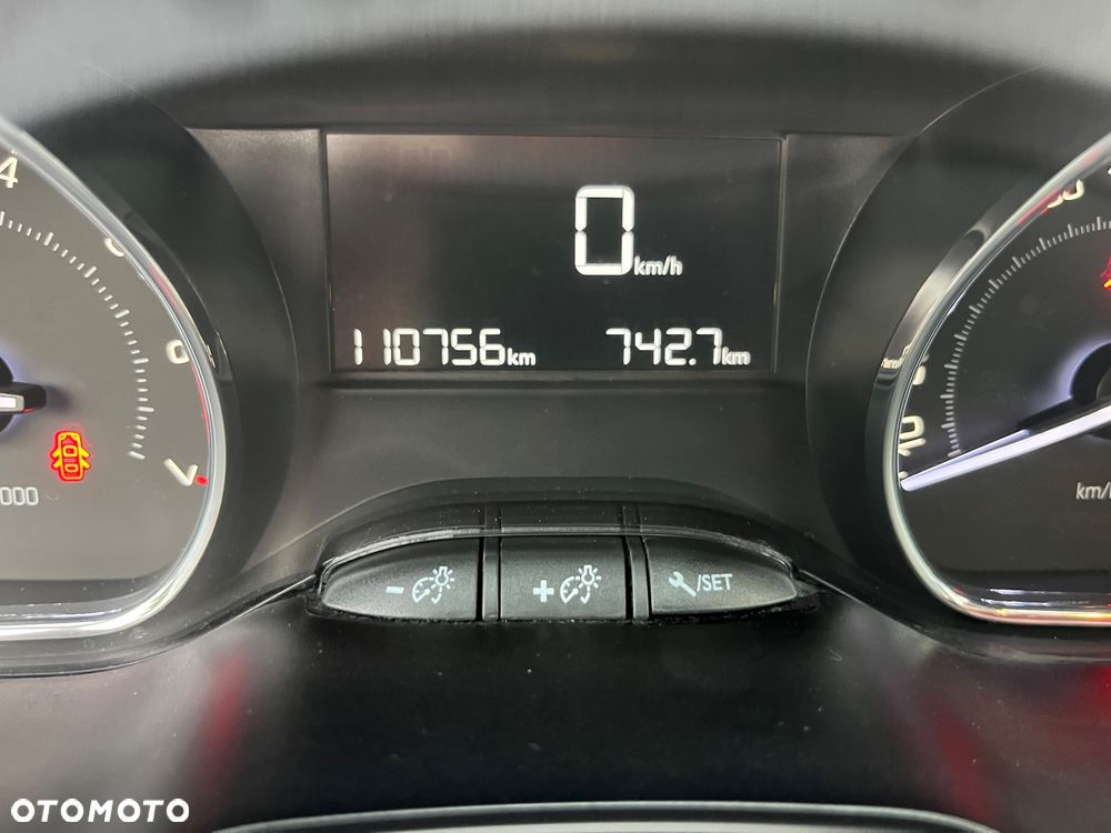 Peugeot 2008 PureTech 82 Active - 25