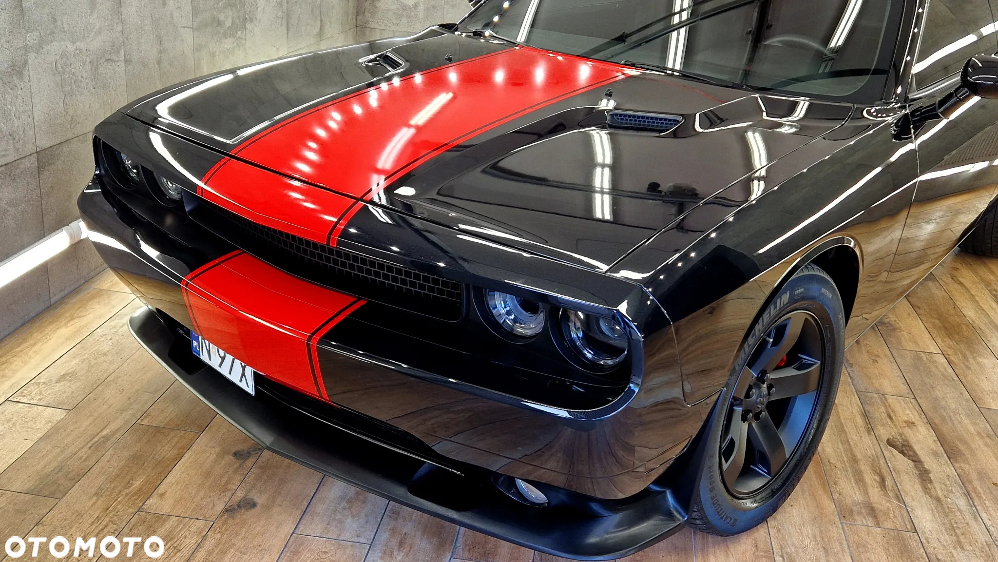 Dodge Challenger Automatik SXT Plus - 8