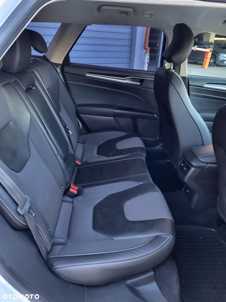 Ford Mondeo SW 2.0 TDCi S&S PowerShift-Aut Titanium - 10