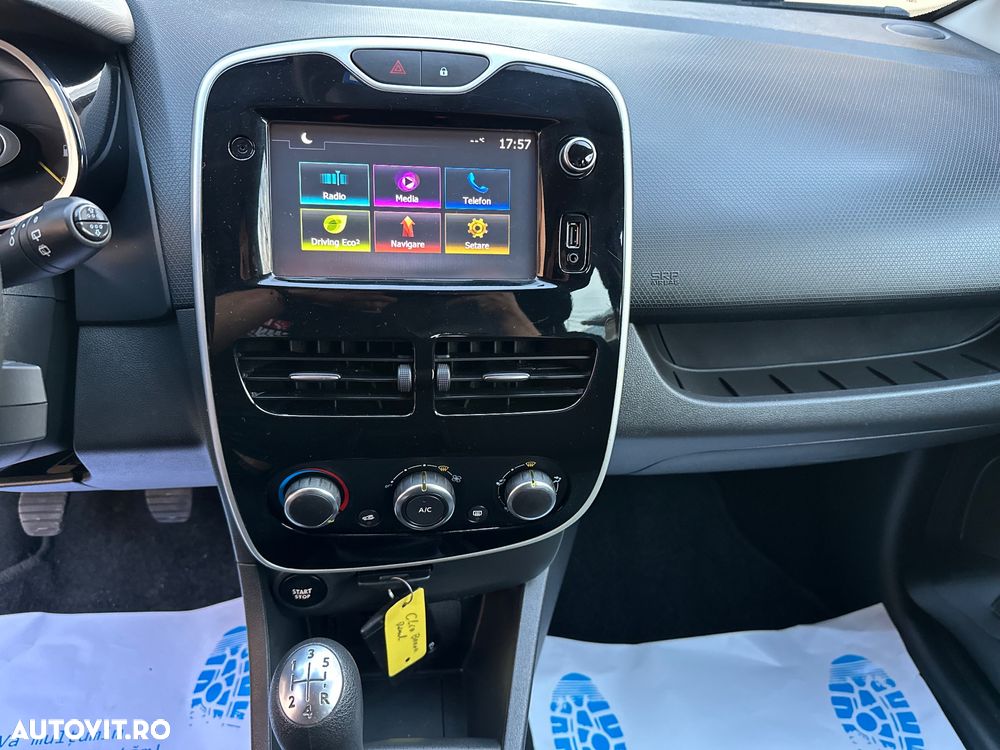 Renault Clio - 12