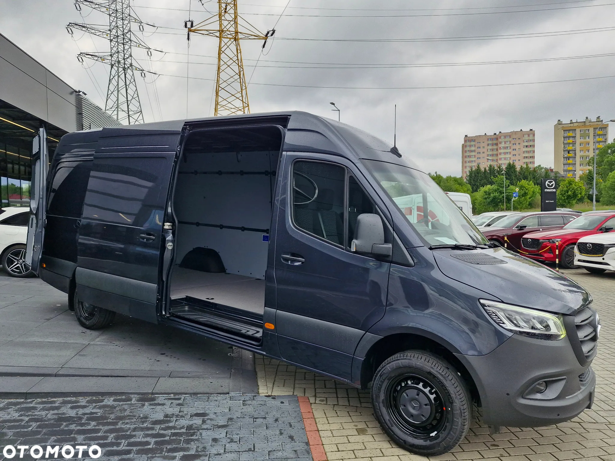 Mercedes-Benz Sprinter - 15