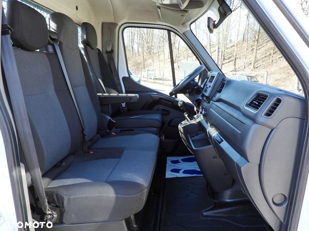 Renault MASTER SKRZYNIA TEMPOMAT LEDY KLIMATYZACJA  165KM - 38