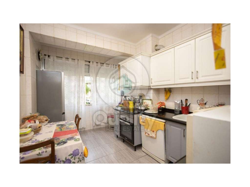 Apartamento T3 em Quinta da Lomba - Grande imagem: 2/40