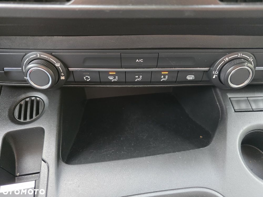 Citroën BERLINGO - 23