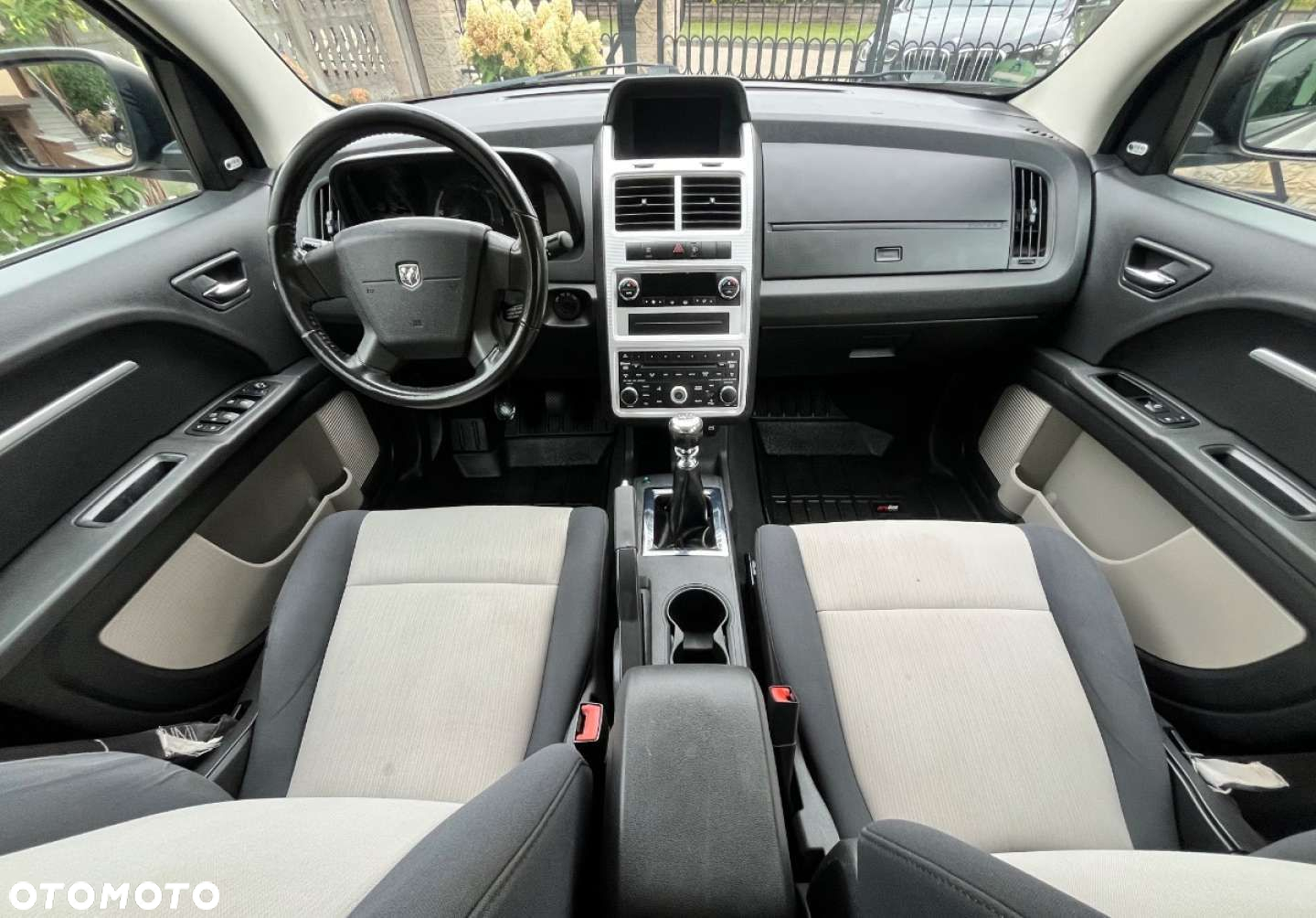 Dodge Journey - 8