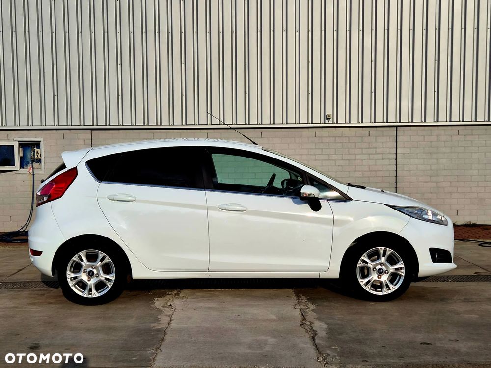 Ford Fiesta 1.0 EcoBoost STart-Stop Titanium - 8
