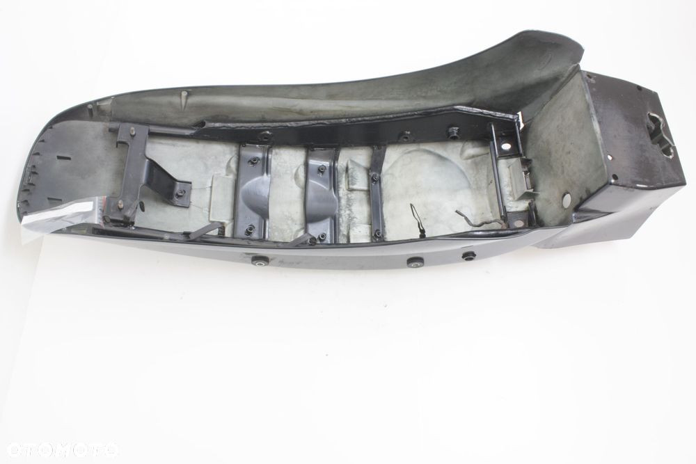 BŁOTNIK TYLNY NADKOLE Hyosung GV 650 - 3