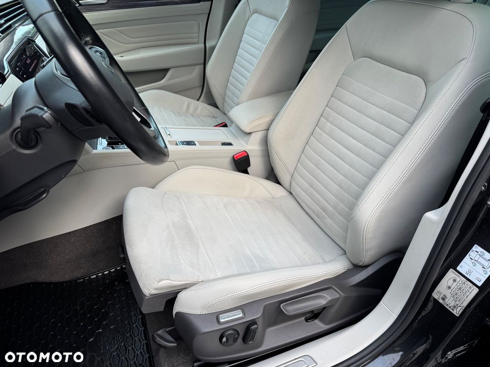 Volkswagen Passat 2.0 TSI Elegance DSG - 8
