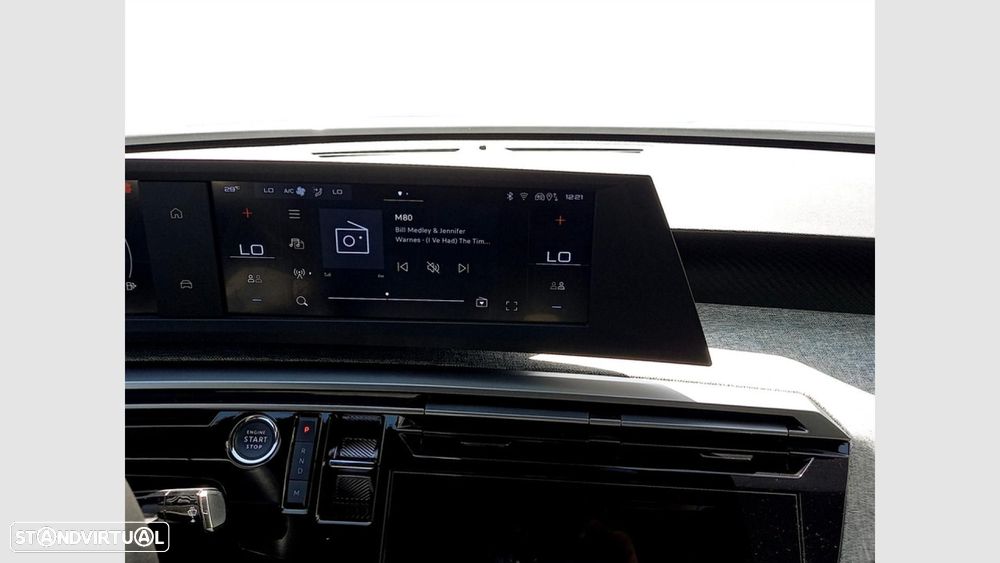 Peugeot 3008 1.2 Hybrid Allure e-DCS6 - 22