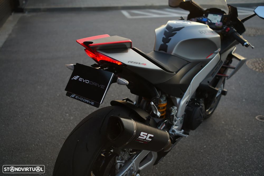 Aprilia RSV 4 - 7