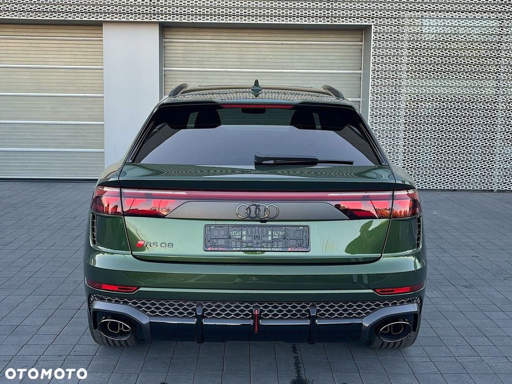 Audi RS Q8 - 7