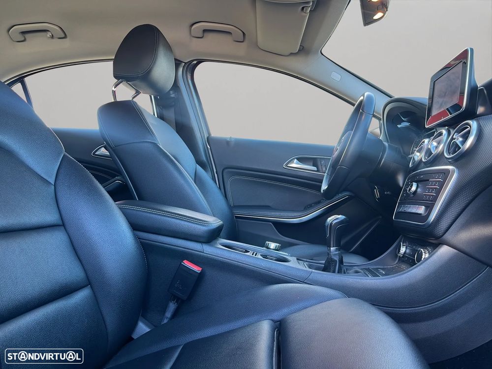 Mercedes-Benz A 180 d BlueEFFICIENCY Edition Style - 16