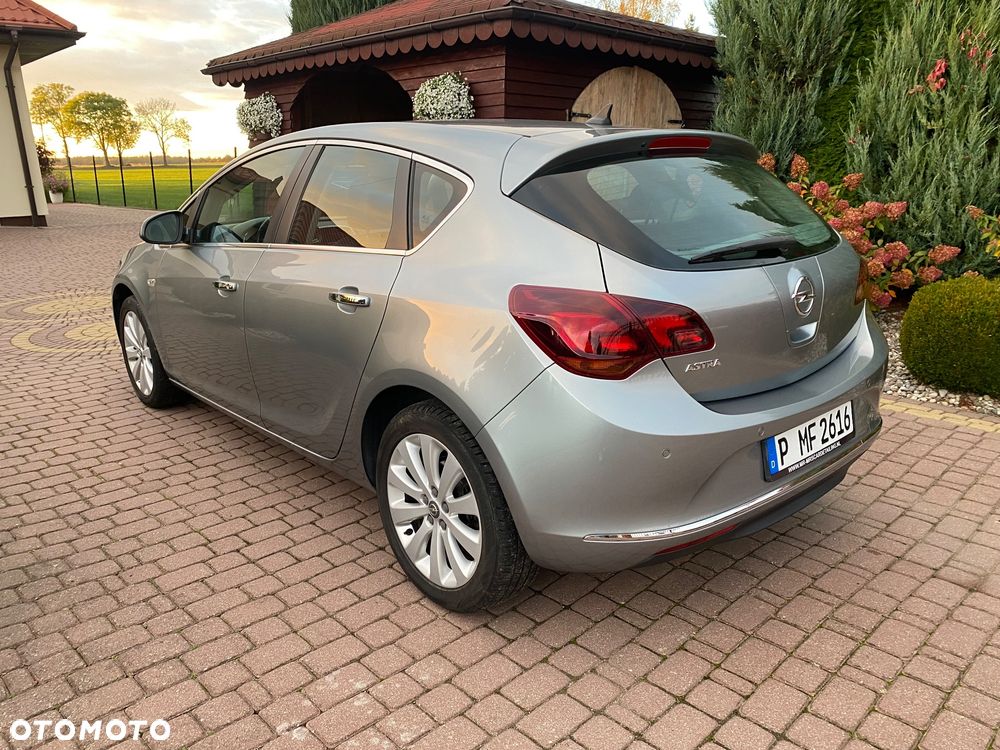 Opel Astra - 4