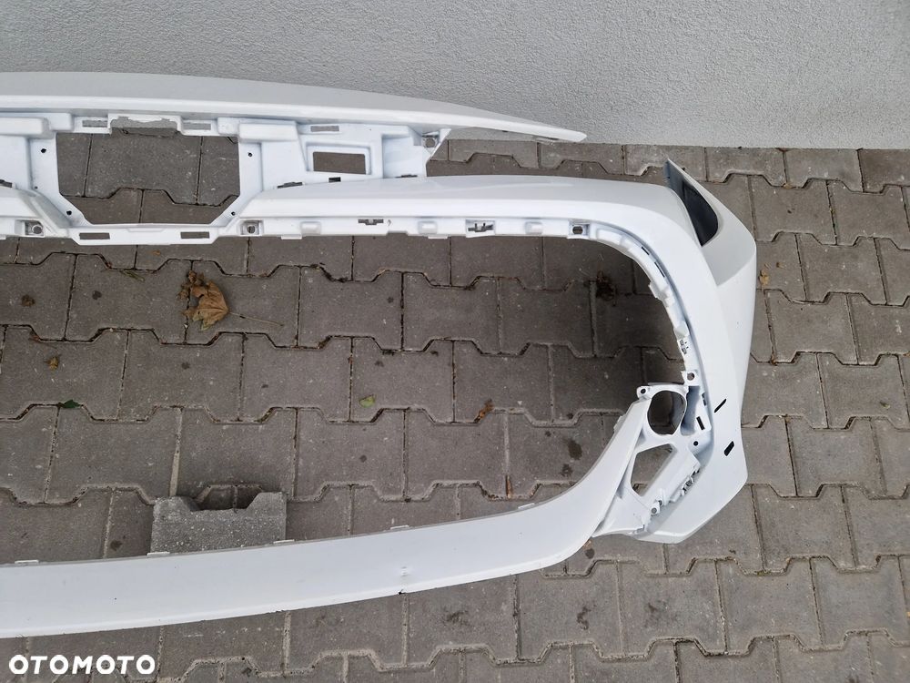Zderzak Toyota Corolla XII E21 E210 lift 2023 - bez dziur - 4