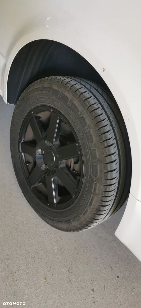 Volkswagen Transporter L1H2 - 18